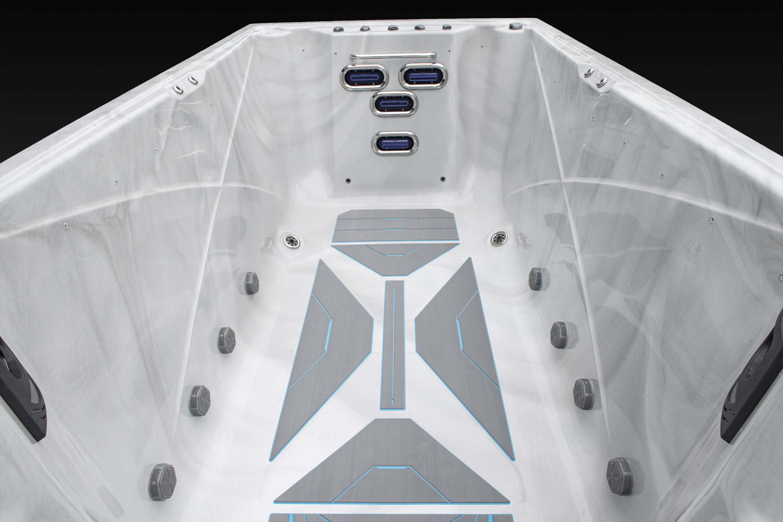 Icelandic Swim - Image 5